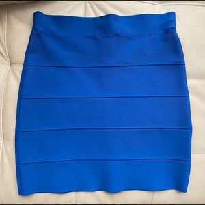 NWT BCBG LARKSPUR BLUE SIMONE TEXTURED POWER SKIRT